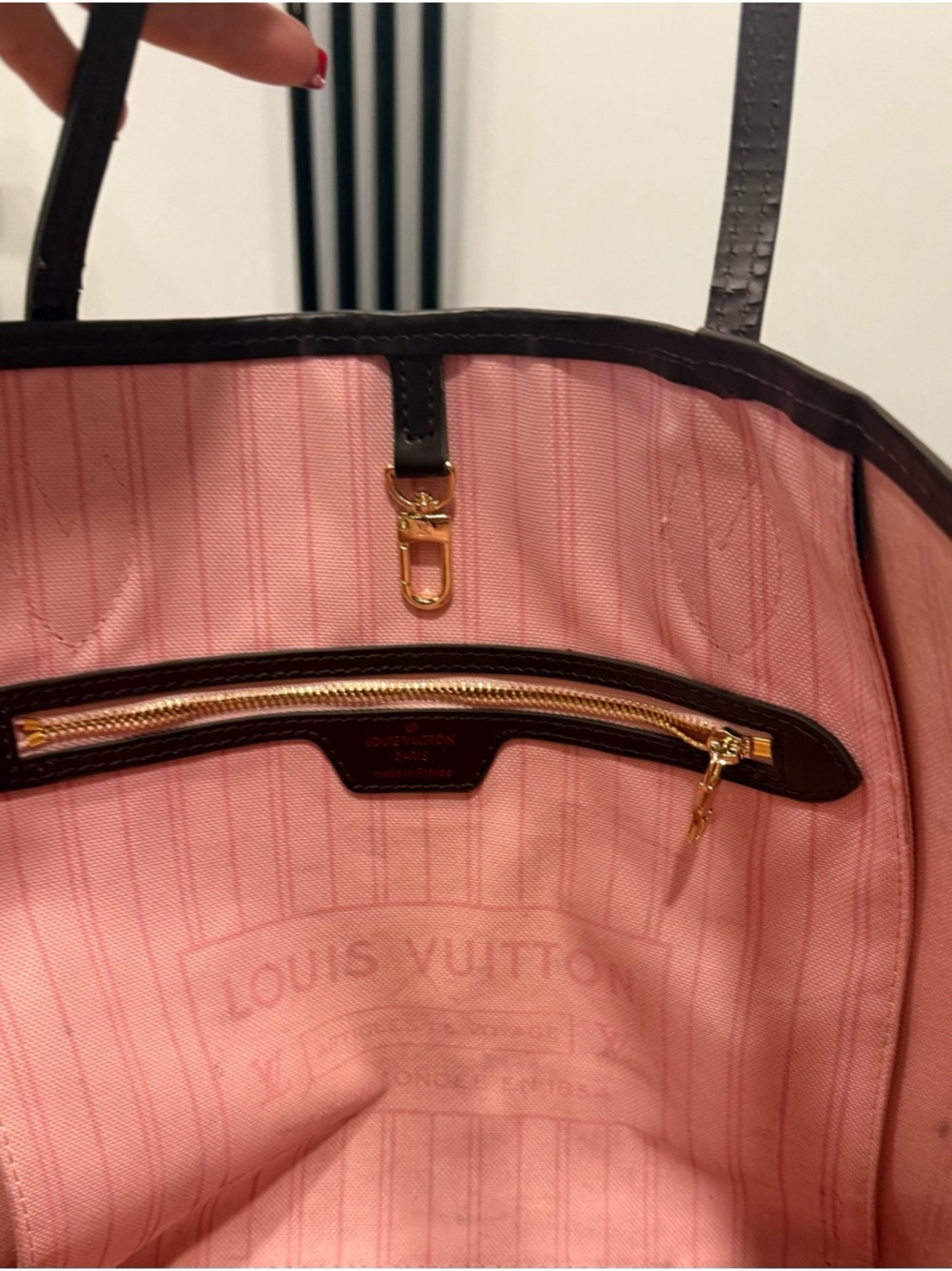 Large brown and tan checkered hand bag - Picture 2 of 3
